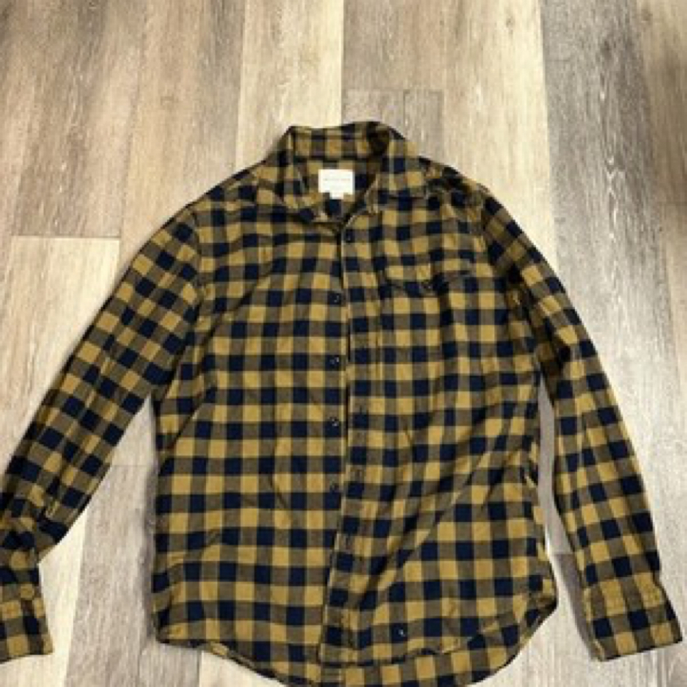 American Eagle Men's S Yellow Plaid Flannel Button-Up Shirt Long Sleeve
